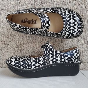 Alegria Paloma Batik Mary Jane Black and White Tribal Print Leather Shoes